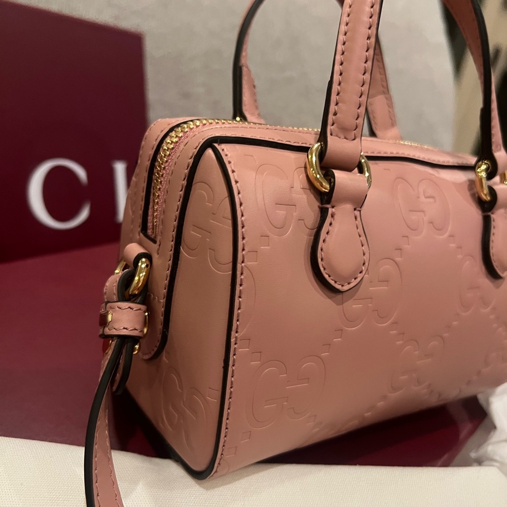 Sold not available Gucci GG Super Mini Blush Pink Leather Crossbody Bag - Picture 6 of 14